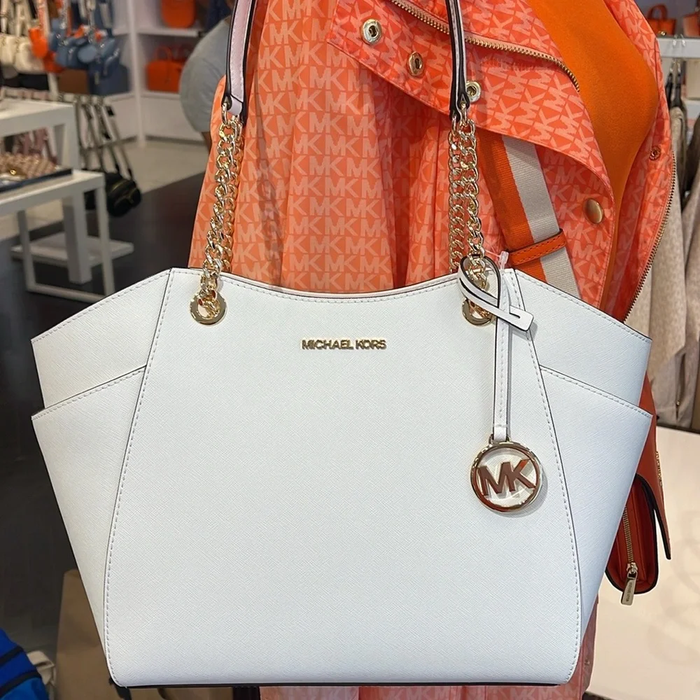 Michael Kors Jet Set Lg Saffiano Leather Chain Shoulder Tote MK
Optic White
NWT - Picture 4 of 16